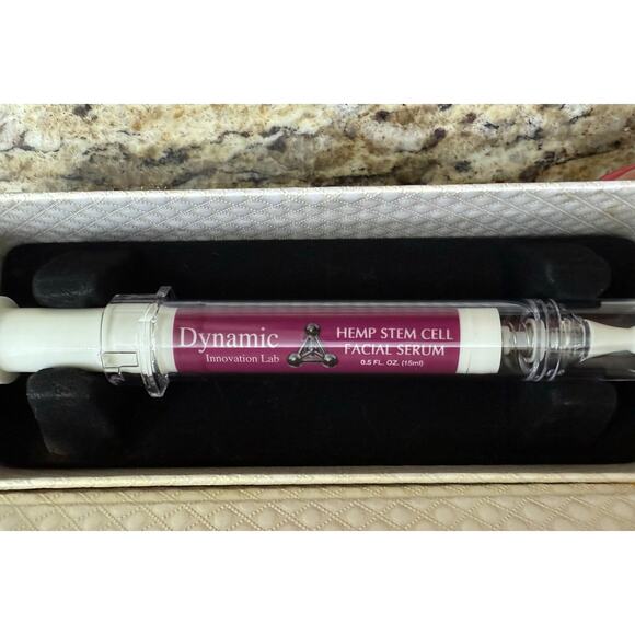 Dynamic Innovation Labs Neck & Décolleté Corrective Serum New - Picture 1 of 3